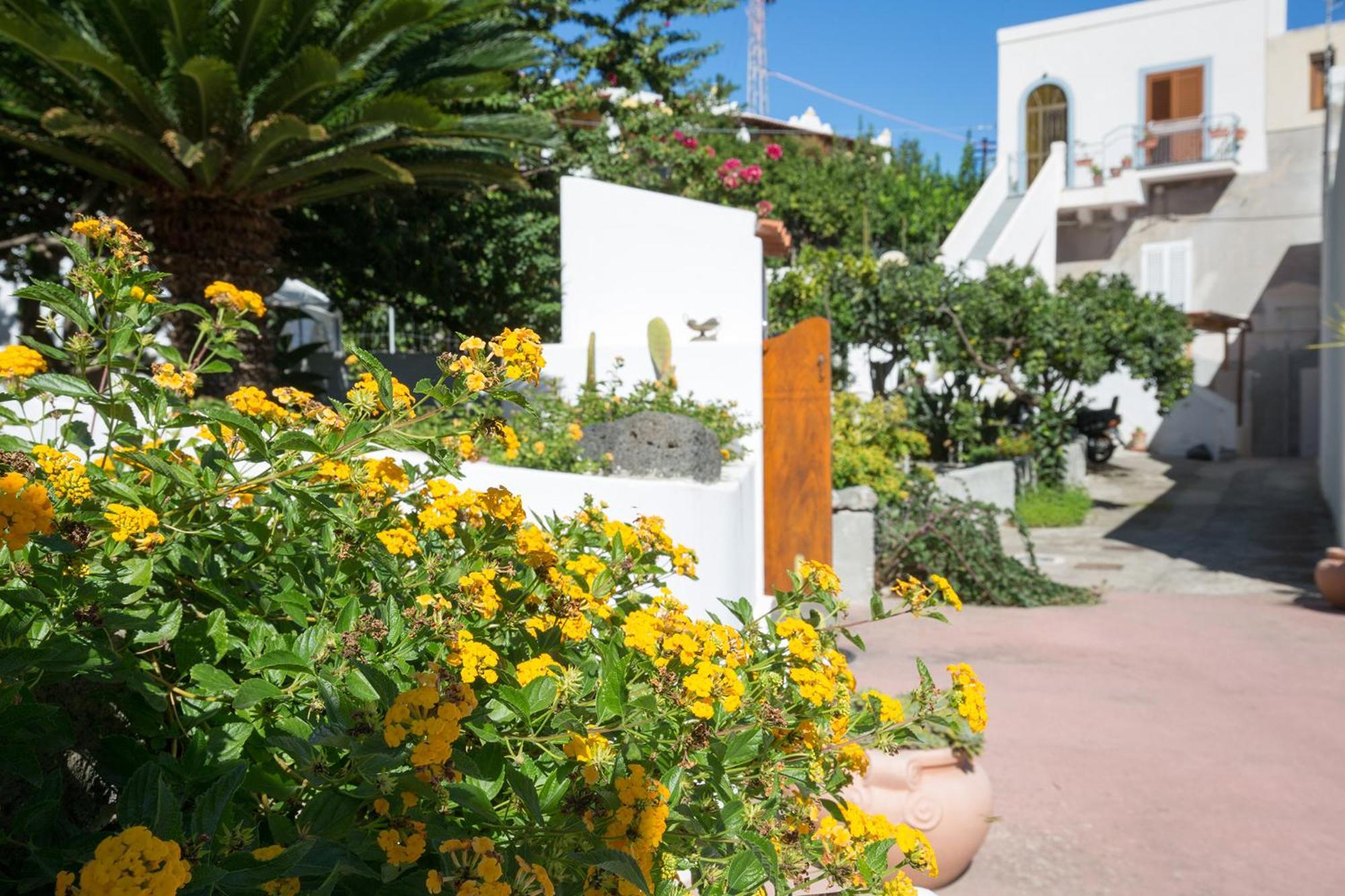 Villa Agrumeto Lipari  Exterior photo